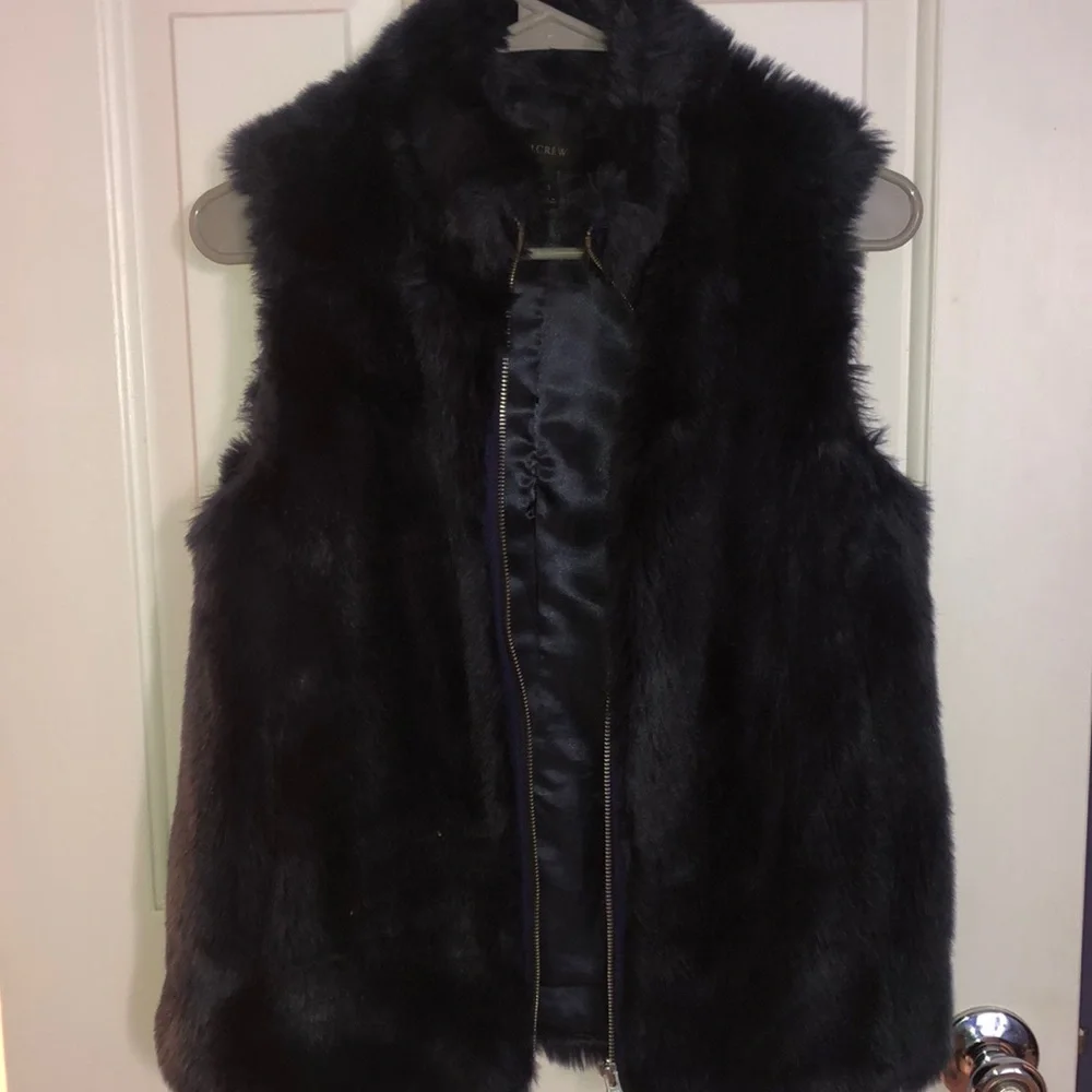 J crew 🍃🍂🌻 navy blue 🪻 XXS FAUX FUR VEST - Picture 2 of 7